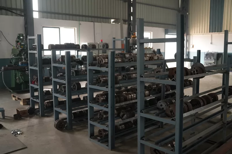Dies &amp; Tools Room
